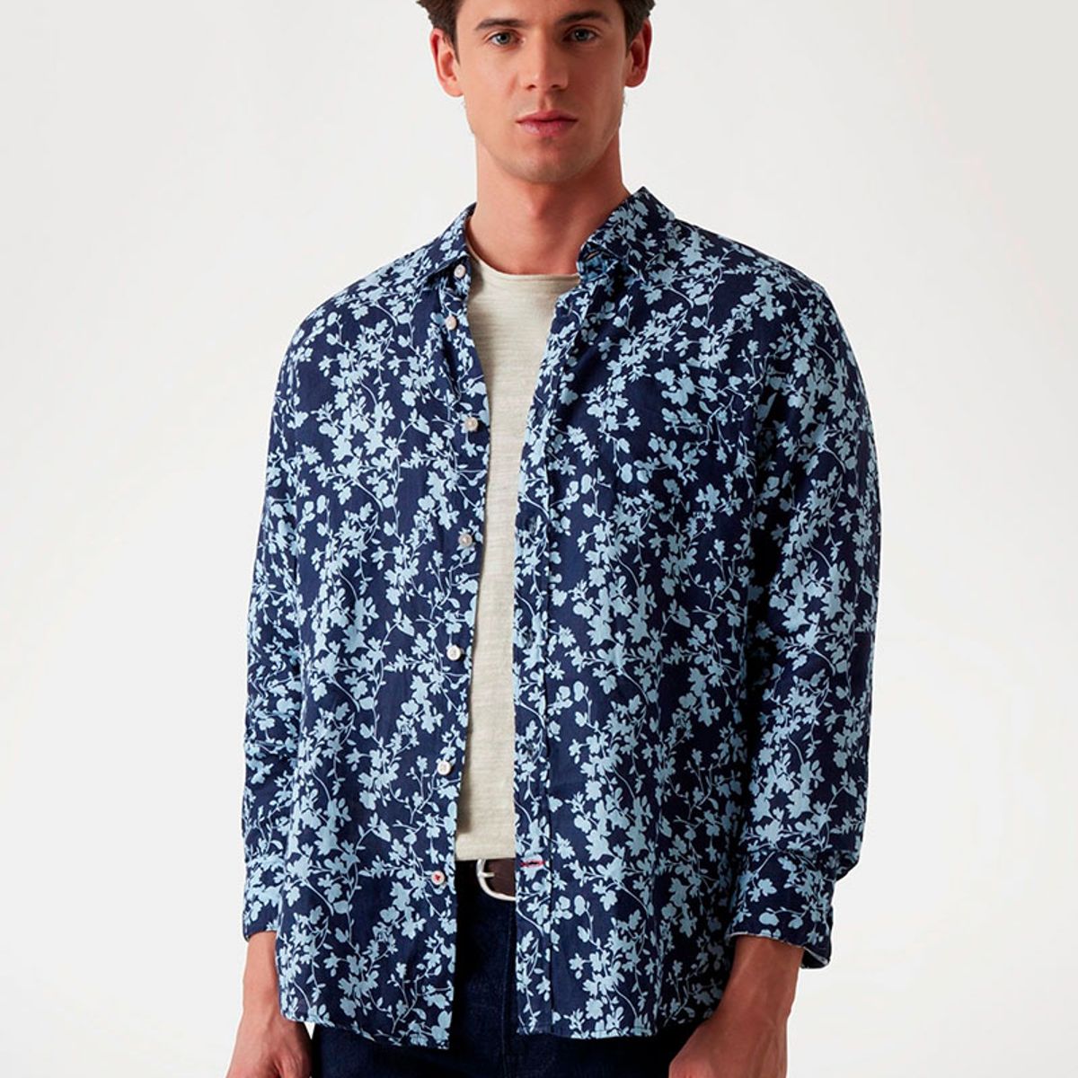 GUESS - Camisa Ls Napa Linen Vines Azul