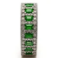 JB JOYAS BARON - Anillo Oro Blanco 18kt Diamantes 46 Pts. Esmeraldas Natural