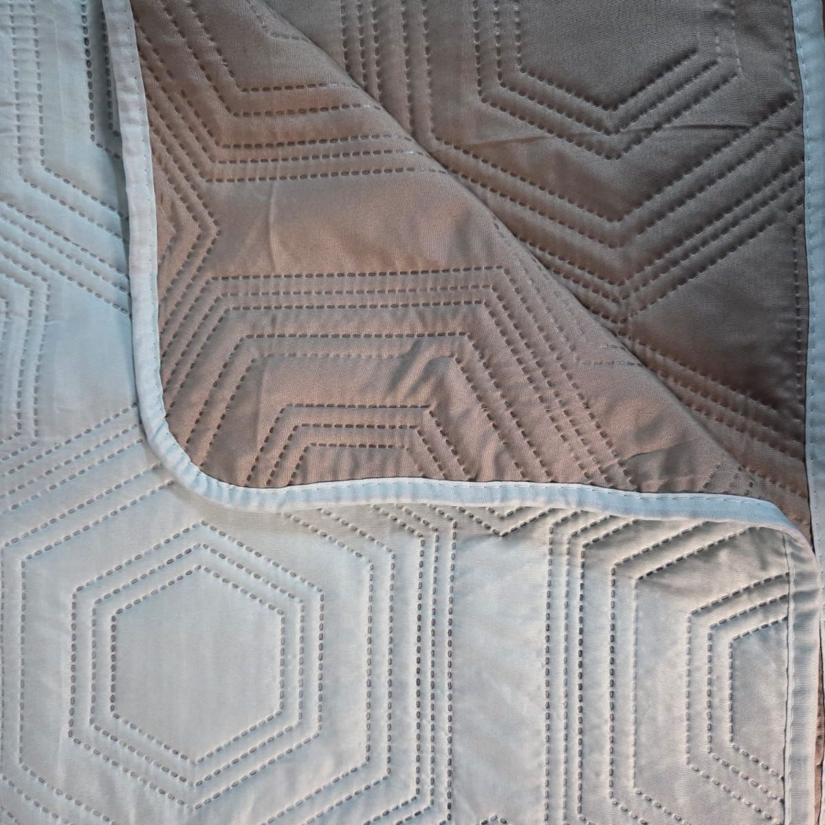 GENERICO - Cobertor Quilt de Verano 1,5 plaza - Reversible Verde Menta y Gris