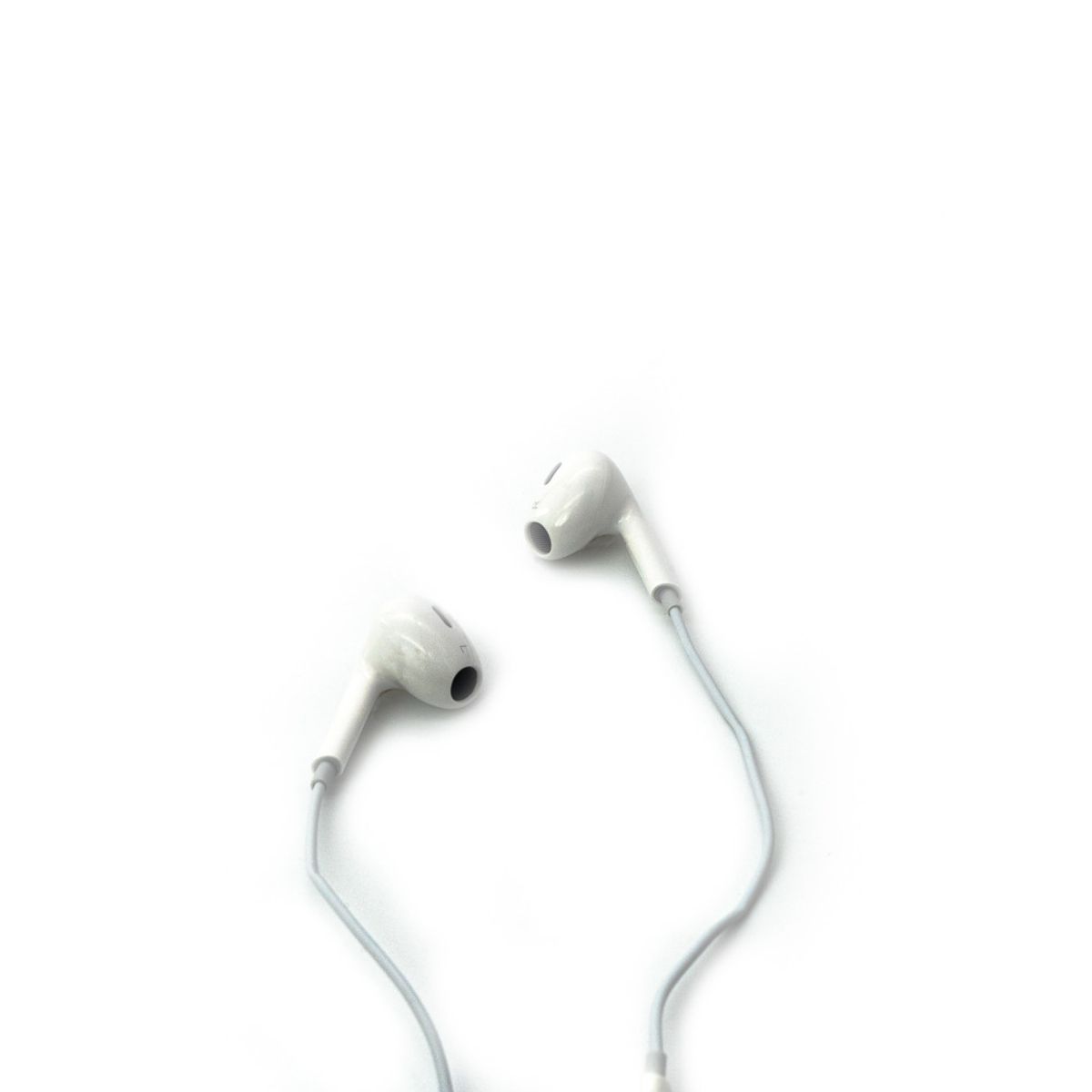 TECMASTER - AUDIFONOS MANOS LIBRES HI-FI TYPE C 1.2 MTS BLANCOS TM-300516