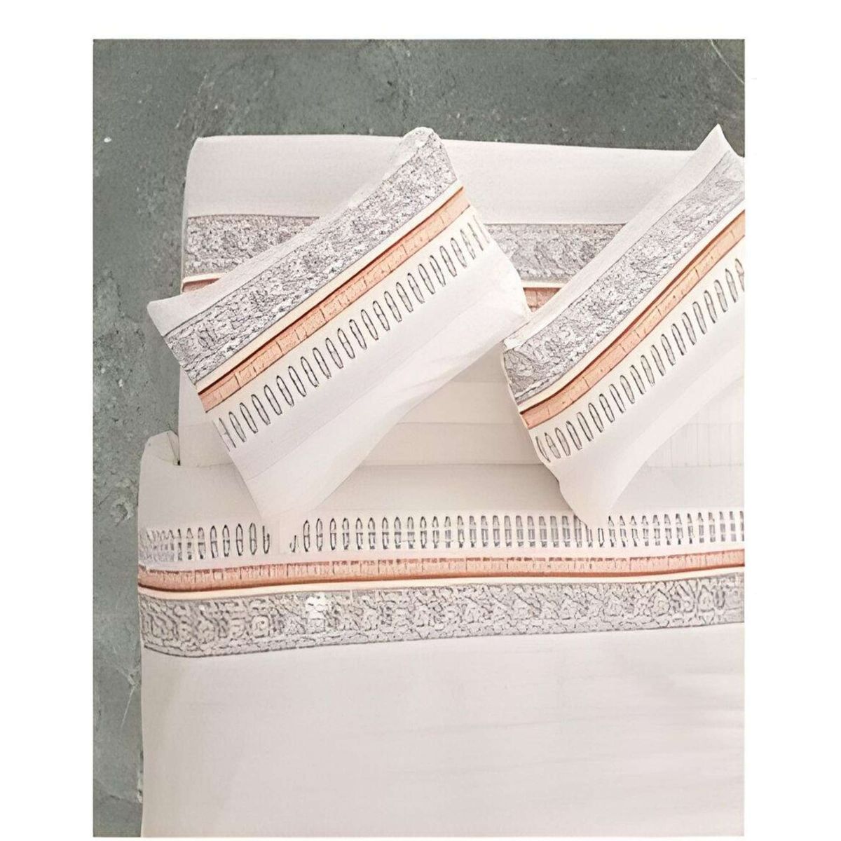 GENERICO - JUEGO DE SÁBANAS TELA DE GENERO KING CON DISEÑO S6