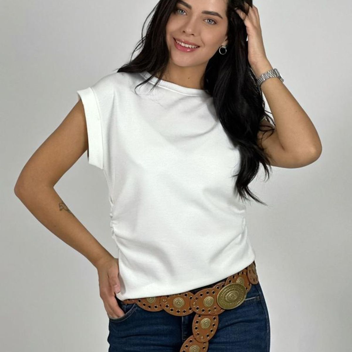 ENIGMATICA BOUTIQUE - Polera Básica de Algodón