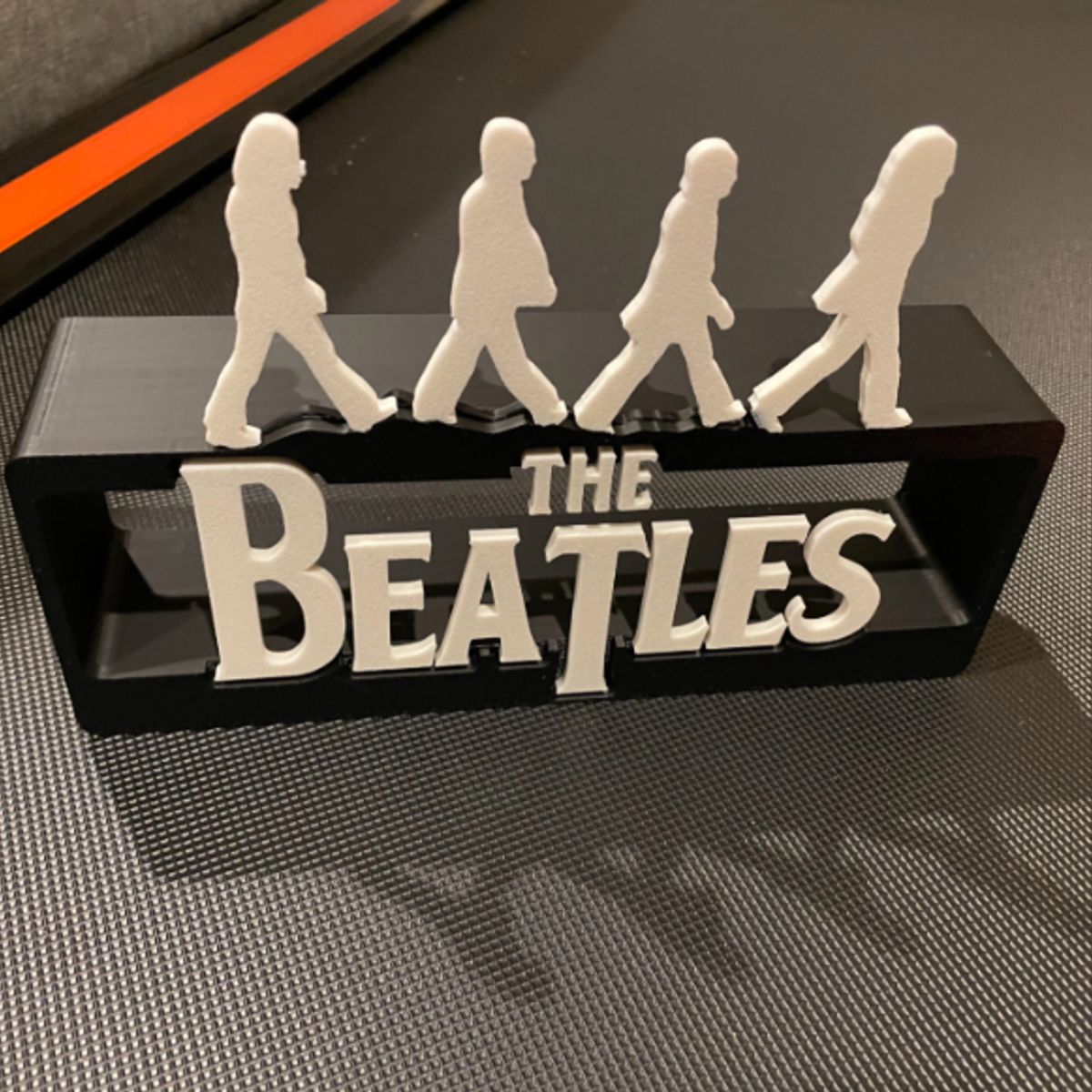 GENERICO - Logotipo decorativo de los Beatles con icónica caminata