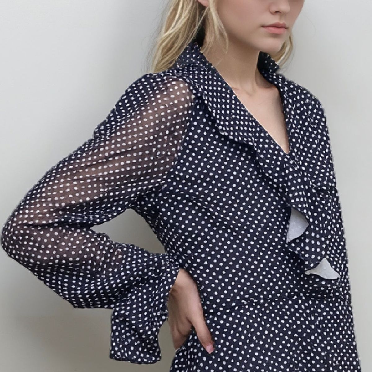 ME QUIERE MUCHO POQUITO NADA - BLUSA JULIA LUN NEGRA