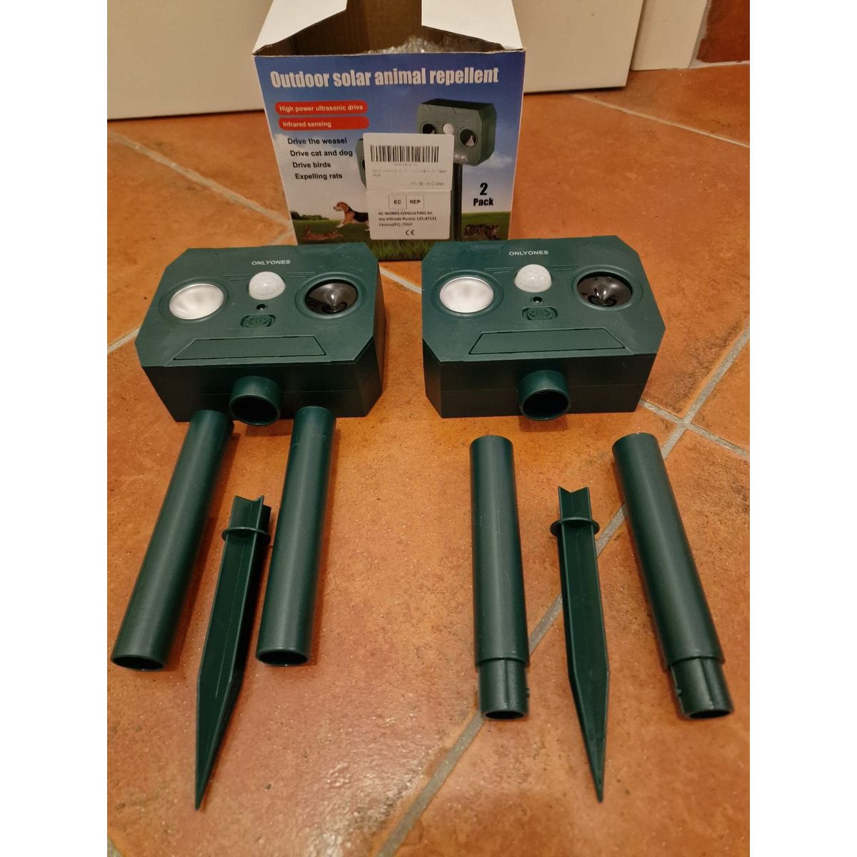 MOVI - REPELENTE DE ANIMALES  ULTRASONICO CON PANEL SOLAR