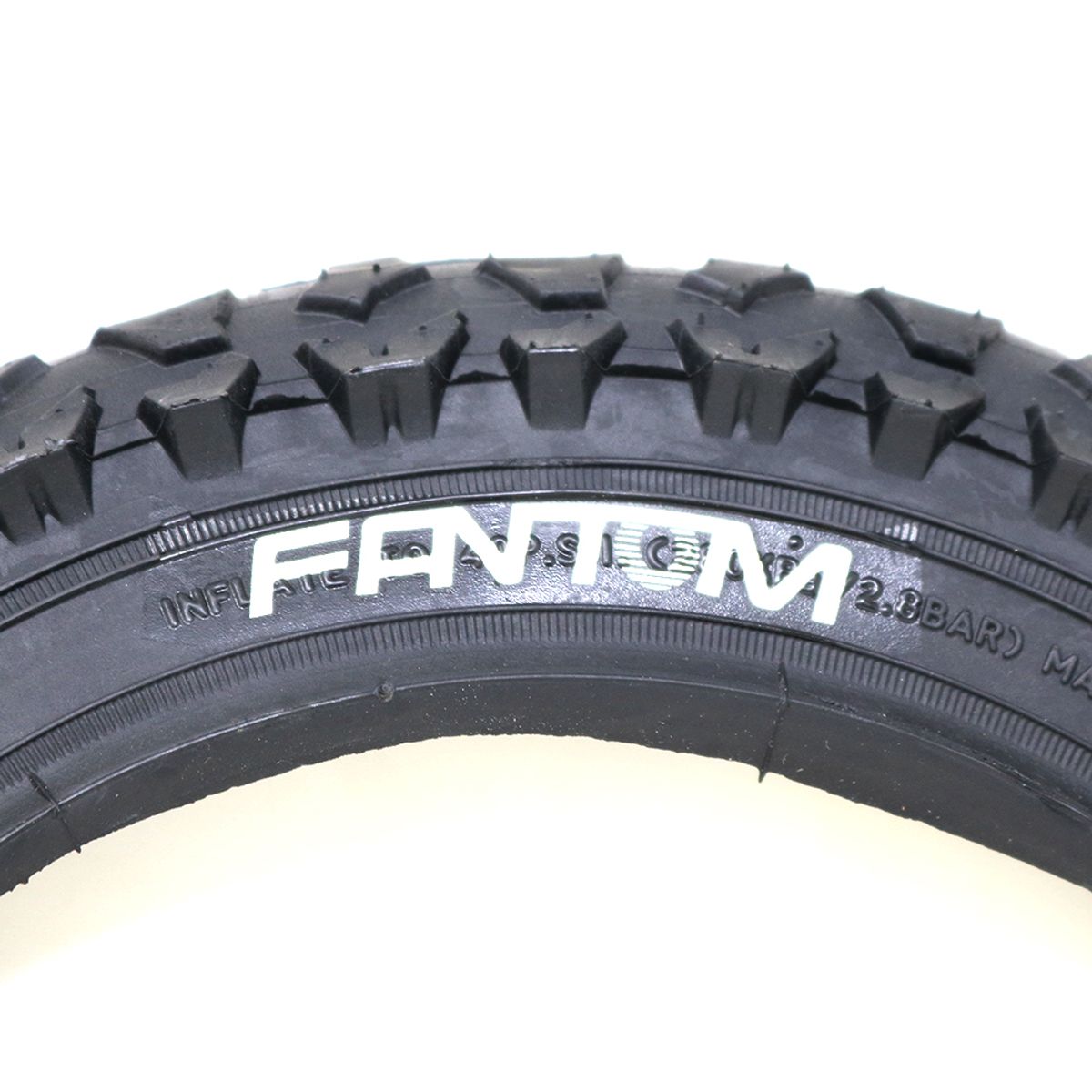 GENERICO - Neumático Fantom MTB 18x2.125 Negro