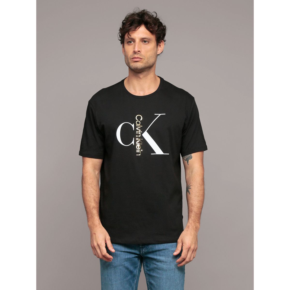 CALVIN KLEIN - Polera monogram con cuello redondo Negro Calvin Klein