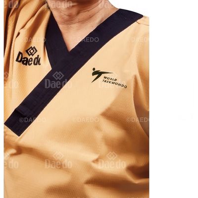 Imagen 2 del producto DOBOK POOMSAE GRAND MASTER DORADO WT