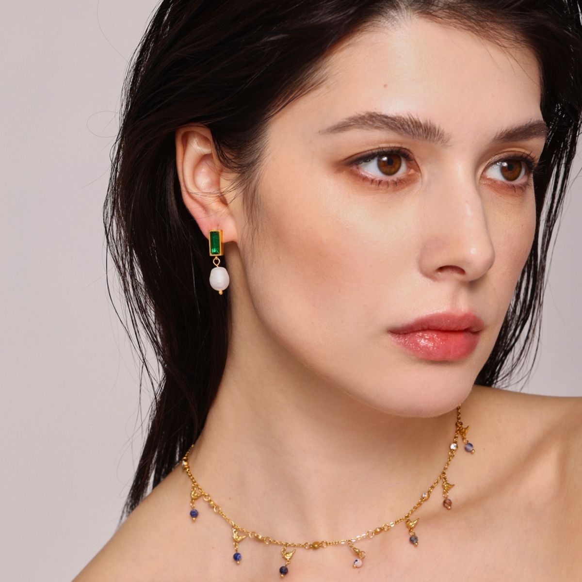 LUX JOYAS - Aros Baño Oro Amarillo 18k Aros Rect Perla Río Esmeralda