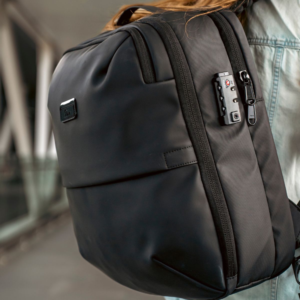 ZOLA OUTDOORS - MOCHILA DE VIAJE  AVION APROBADO 30L ZOLA  NEGRO