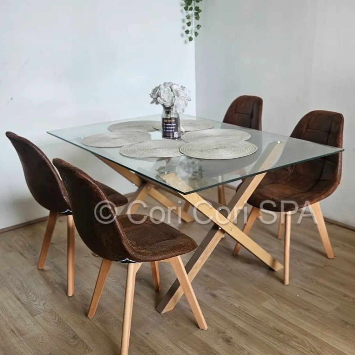 CORI CORI - Comedor Medlock 140x90cm + 4 Sillas Capitonne Ecocuero Vintage