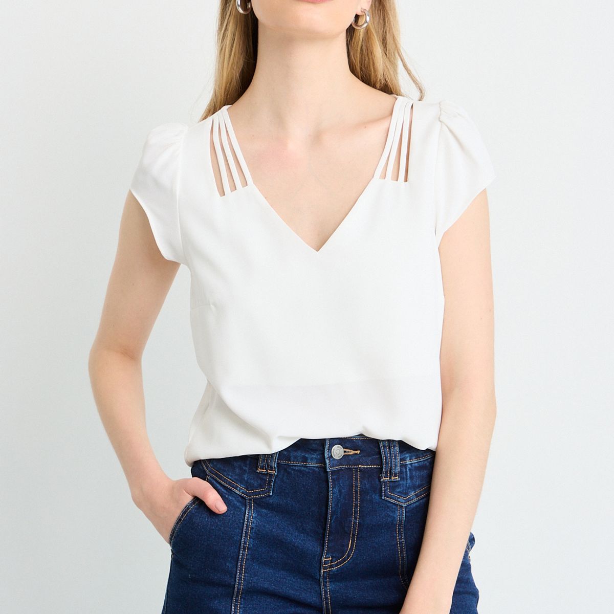 IO - Blusa Manga Corta Crudo Mujer iO