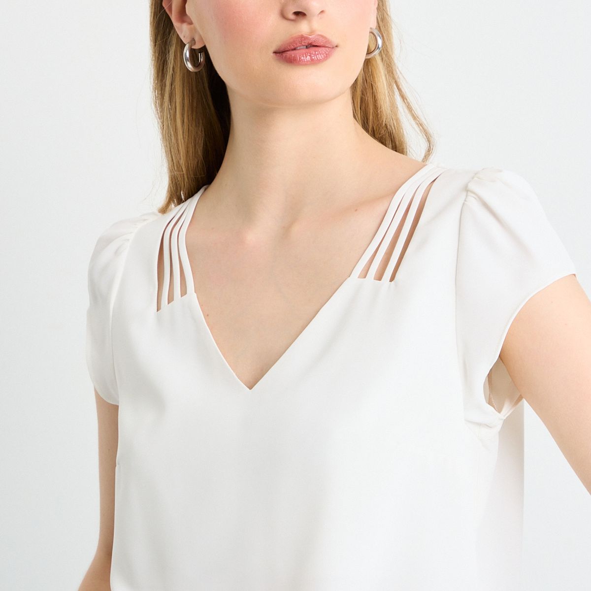 IO - Blusa Manga Corta Crudo Mujer iO