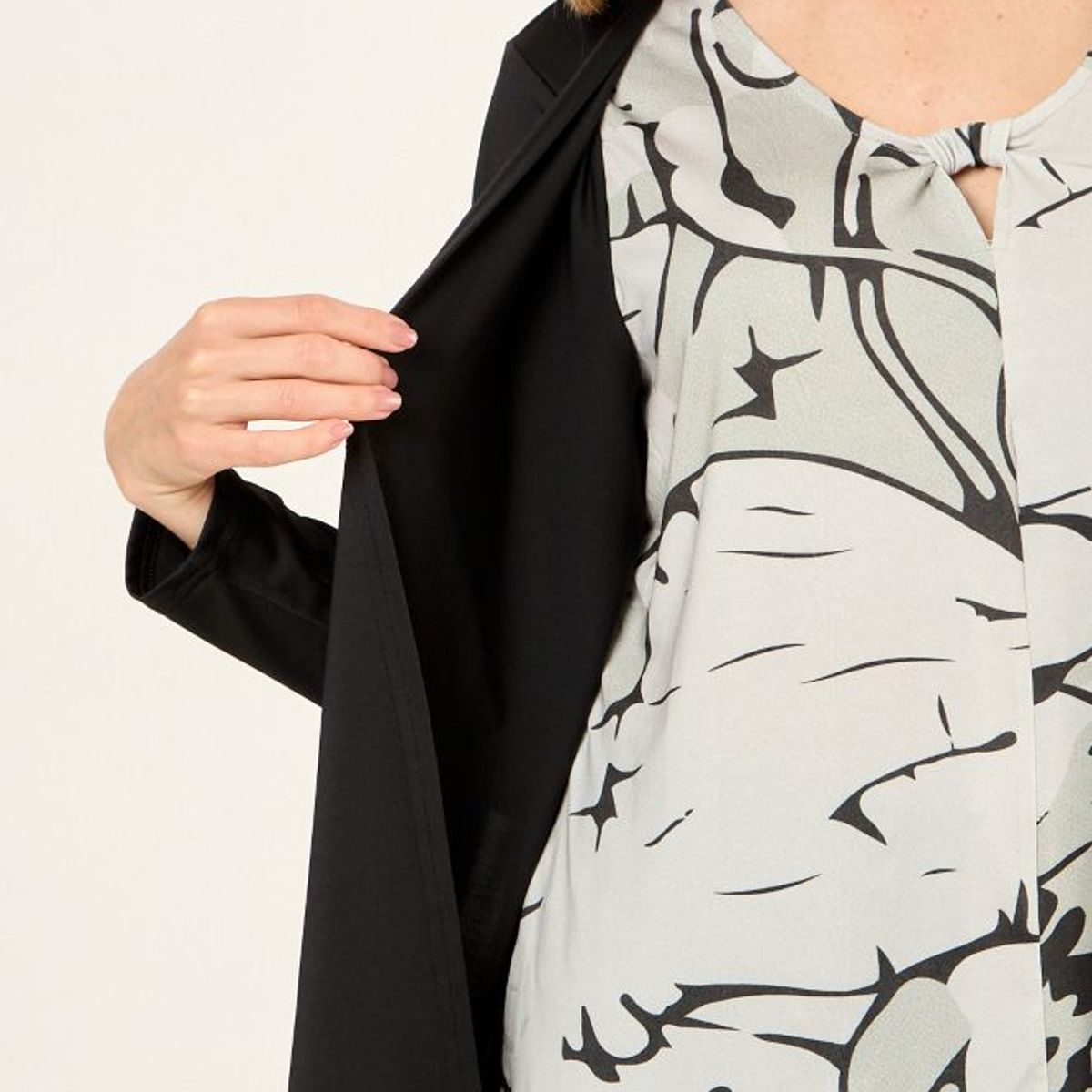 MA GRIFFE - Tapado Abierto Mujer Negro Magriffe