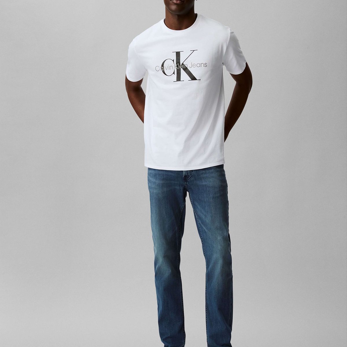 CALVIN KLEIN - Polera Monogram Crew Blanco Calvin Klein