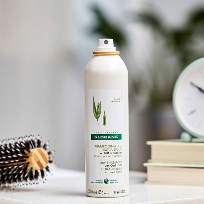 KLORANE - Shampoo Seco Extra Suave a la Leche de Avena 150ml Cabellos Claros Klorane