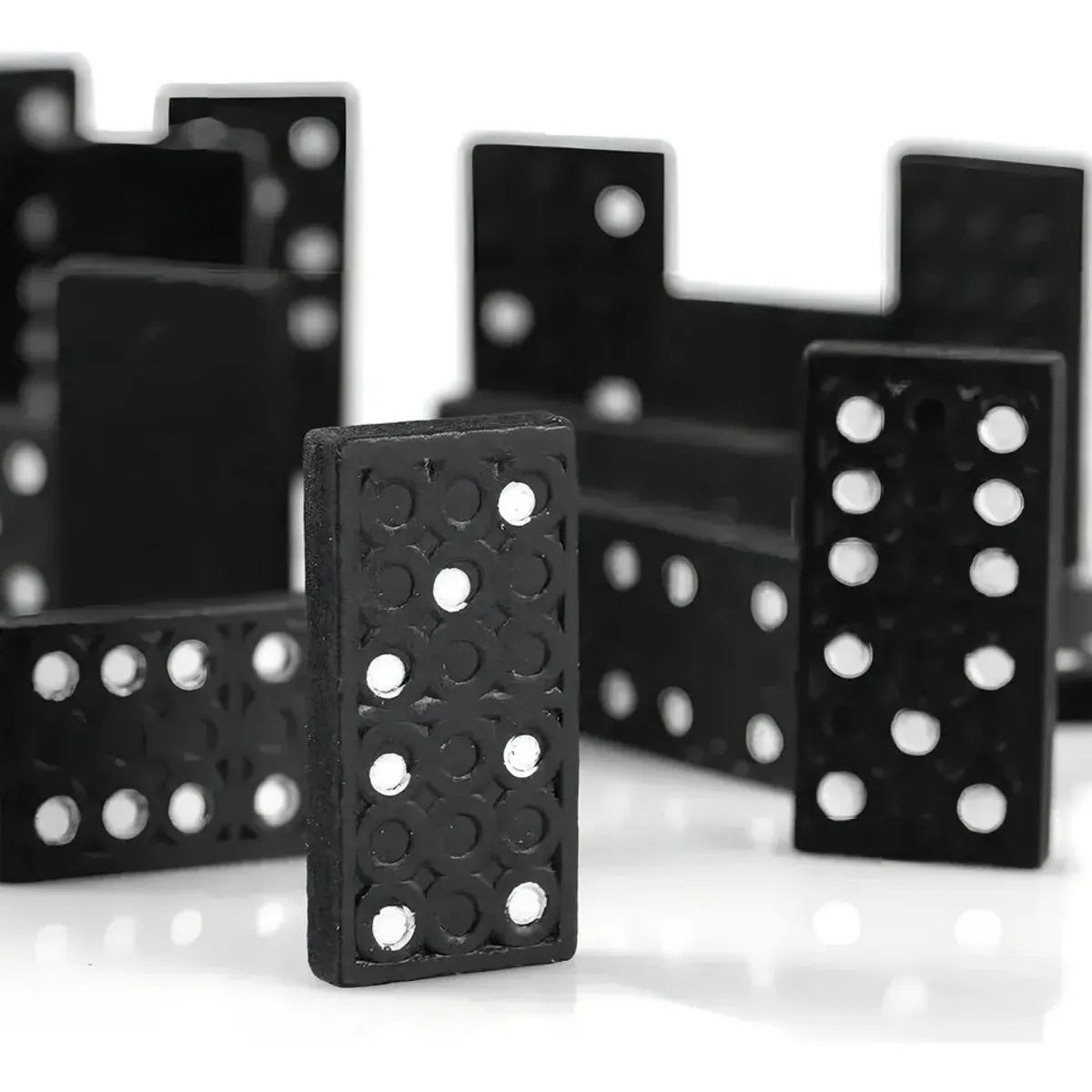 GENERICO - Negro Domino 28 Set En Caja De Madera