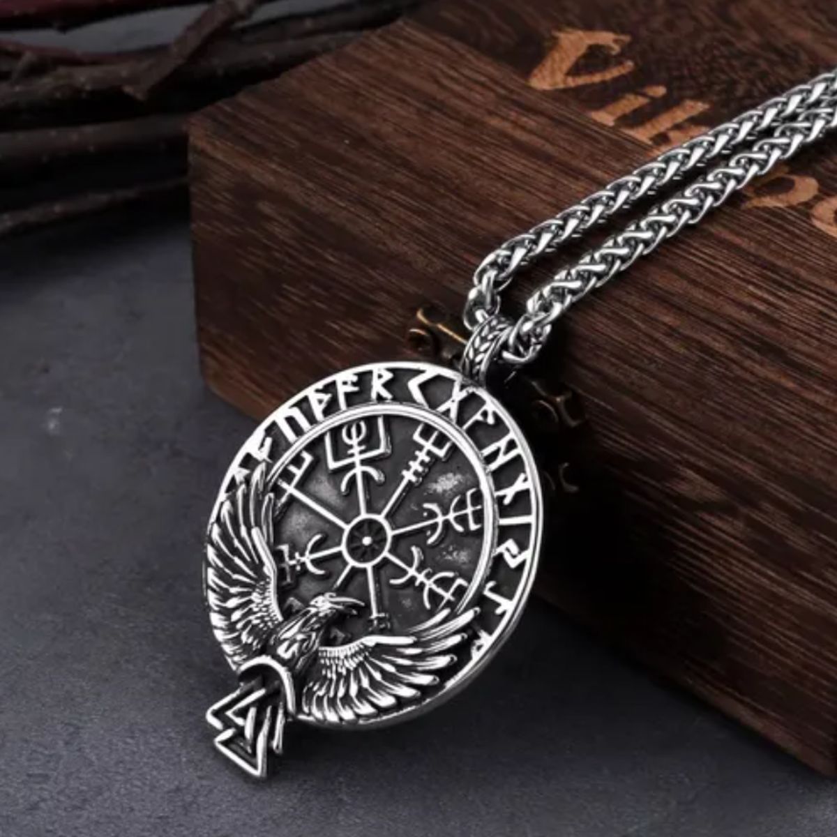 GENERICO - Collar Vikingo Valknut Vegvisir Cuervo Brujula