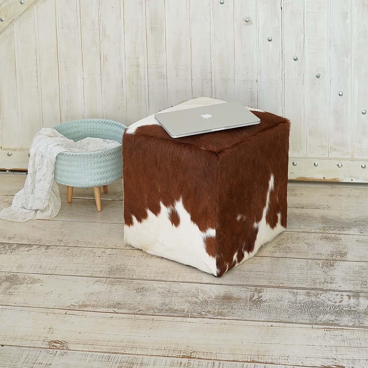GENERICO - Puff de Cuero Vacuno Modelo Patagonia - Blanco y Marrón