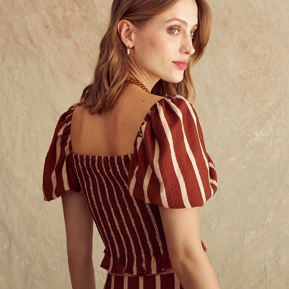 LOUNGE - Top Líneas Paradiso LOUNGE