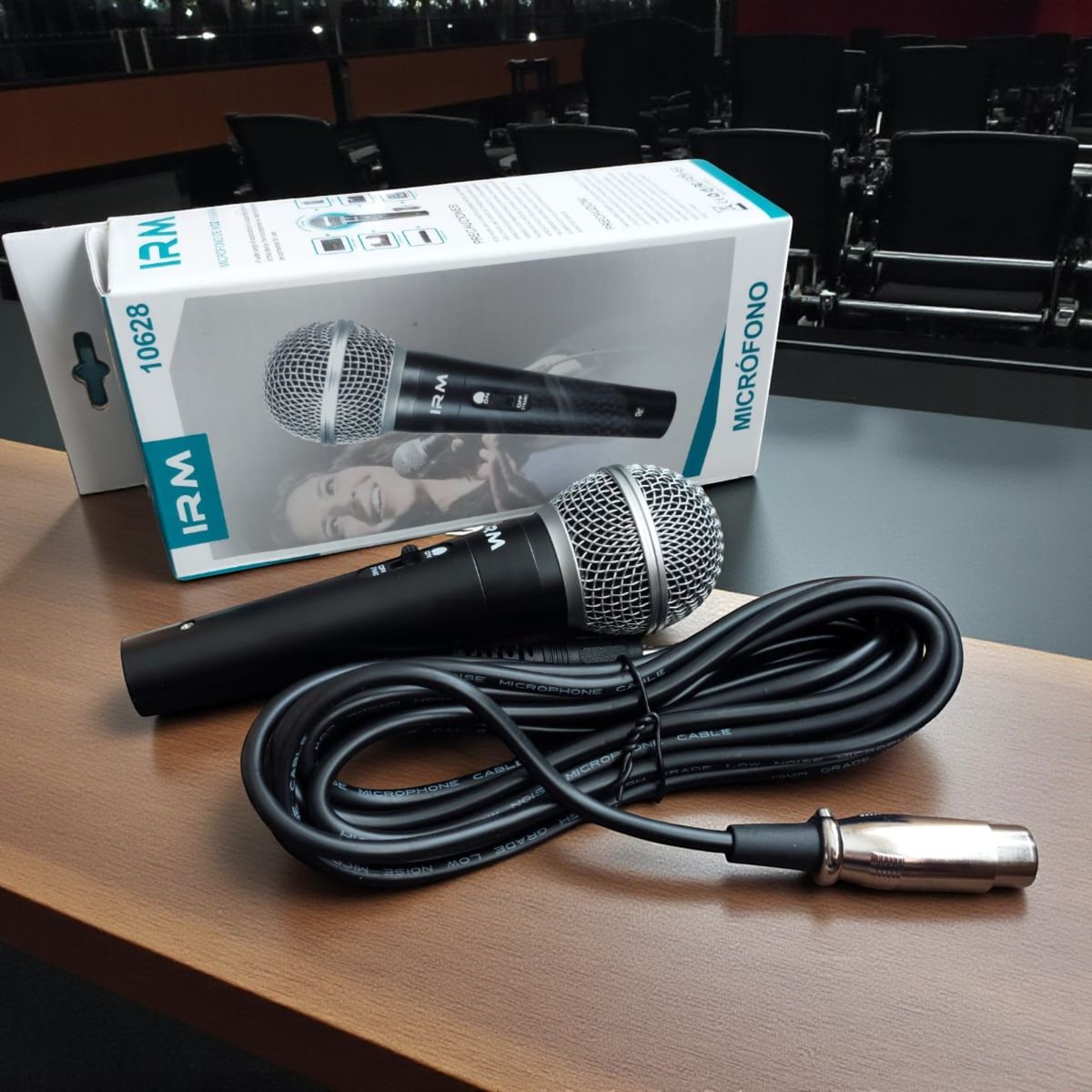 IRM - Micrófono Para Cantar Vocal dinamico Karaoke IRM  Pro 10628 + Cable Xlr 3 mts