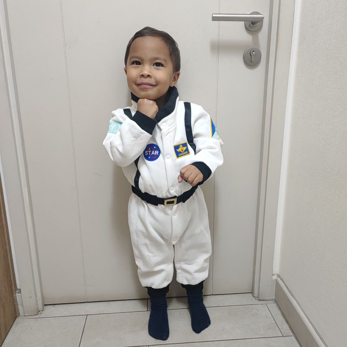 DANK - Traje de Astronauta STAR
