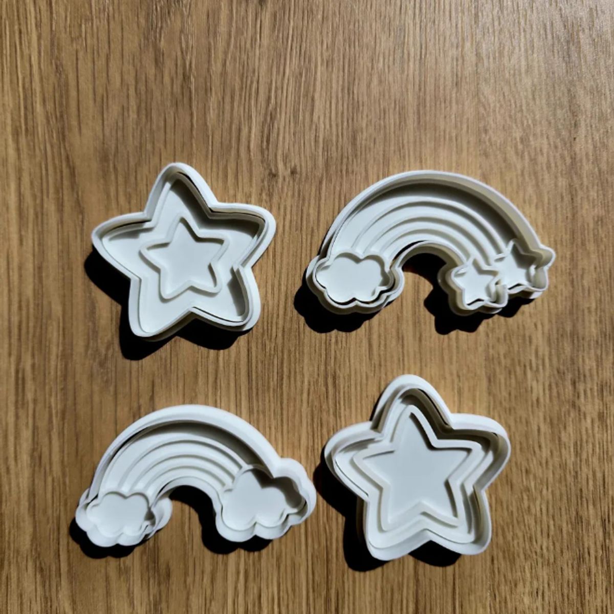GENERICO - Cortador de galletas - Arcoíris y Estrella (pack 4 un)