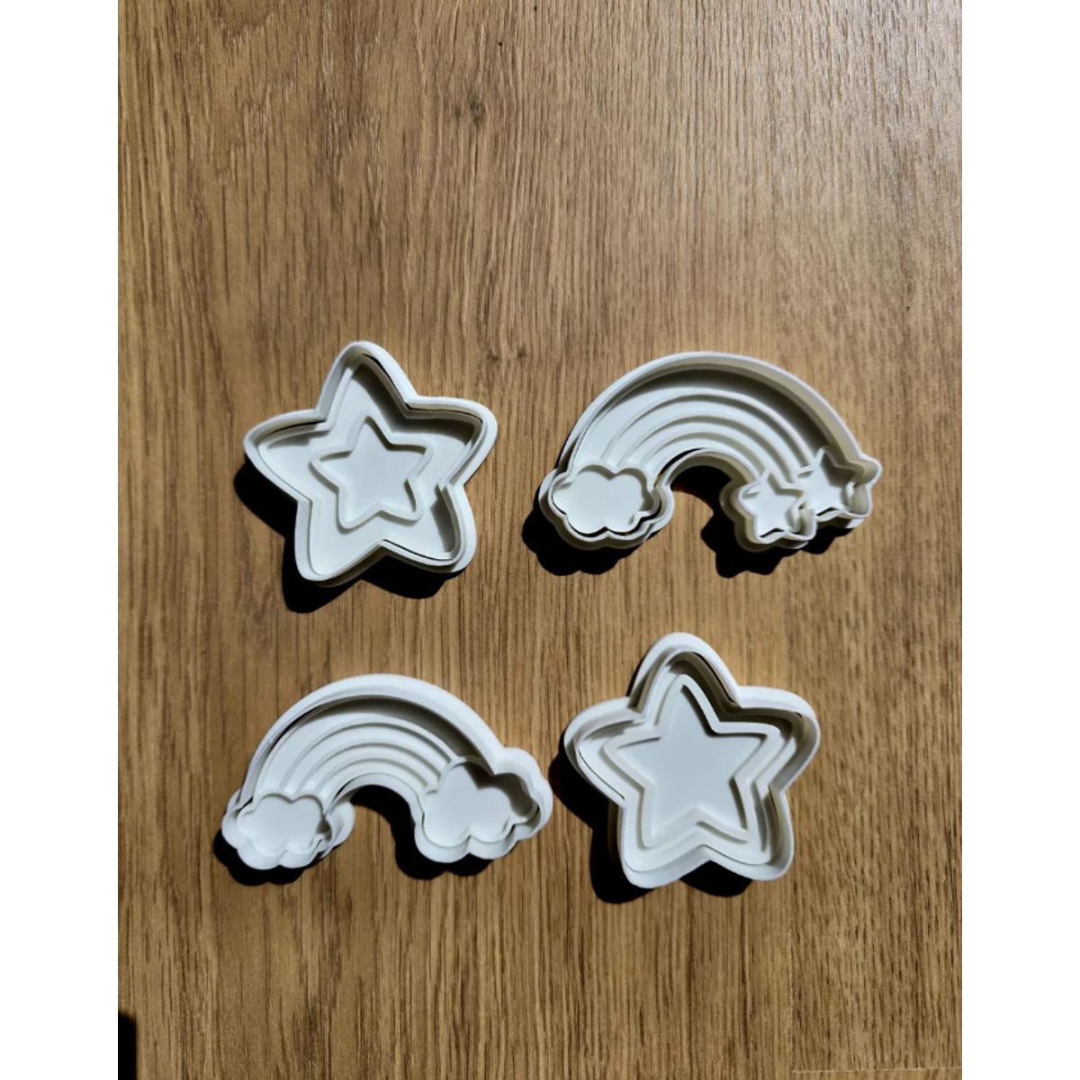 GENERICO - Cortador de galletas - Arcoíris y Estrella (pack 4 un)