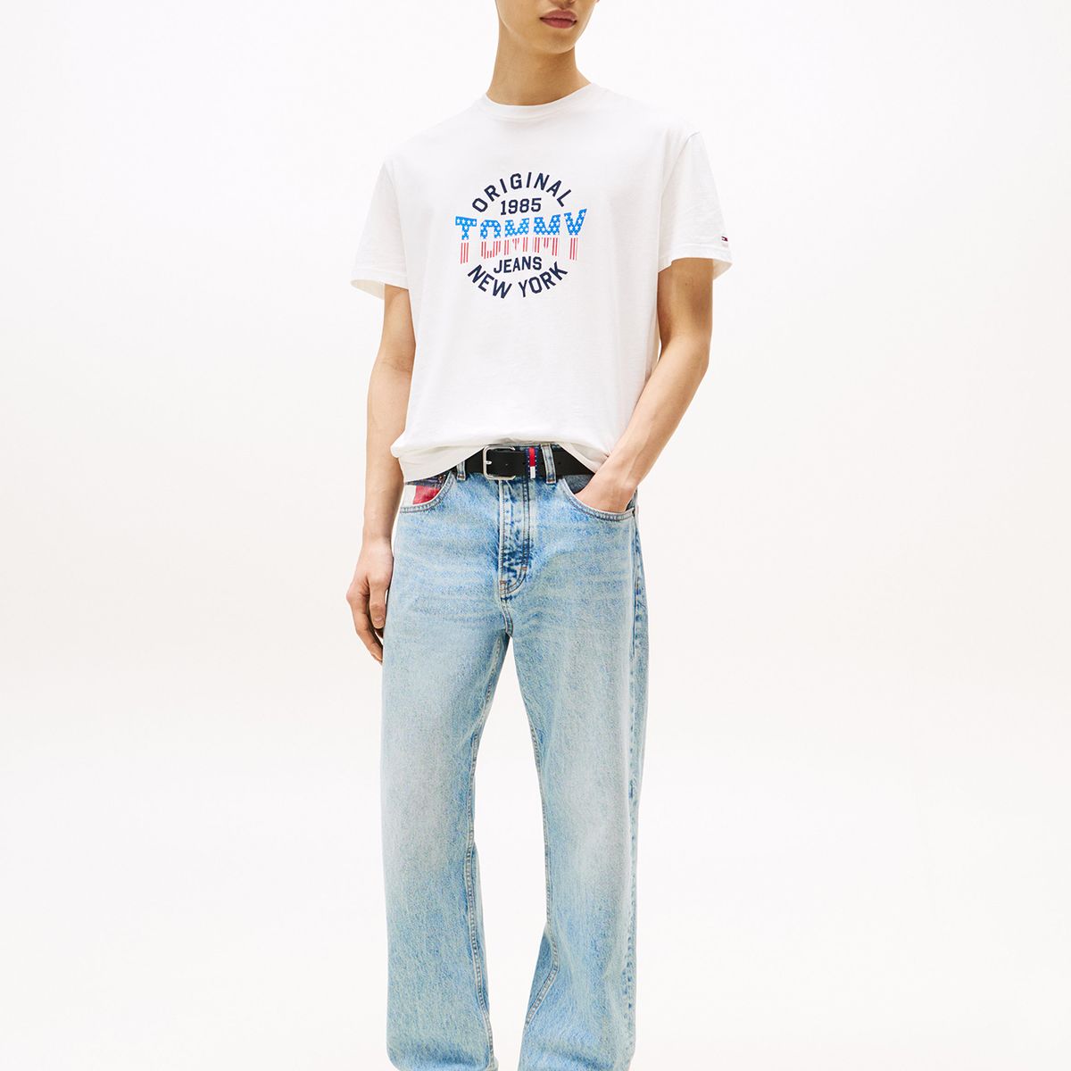 TOMMY HILFIGER - Polera Usa Circle Graphic Logo Blanco Tommy Jeans