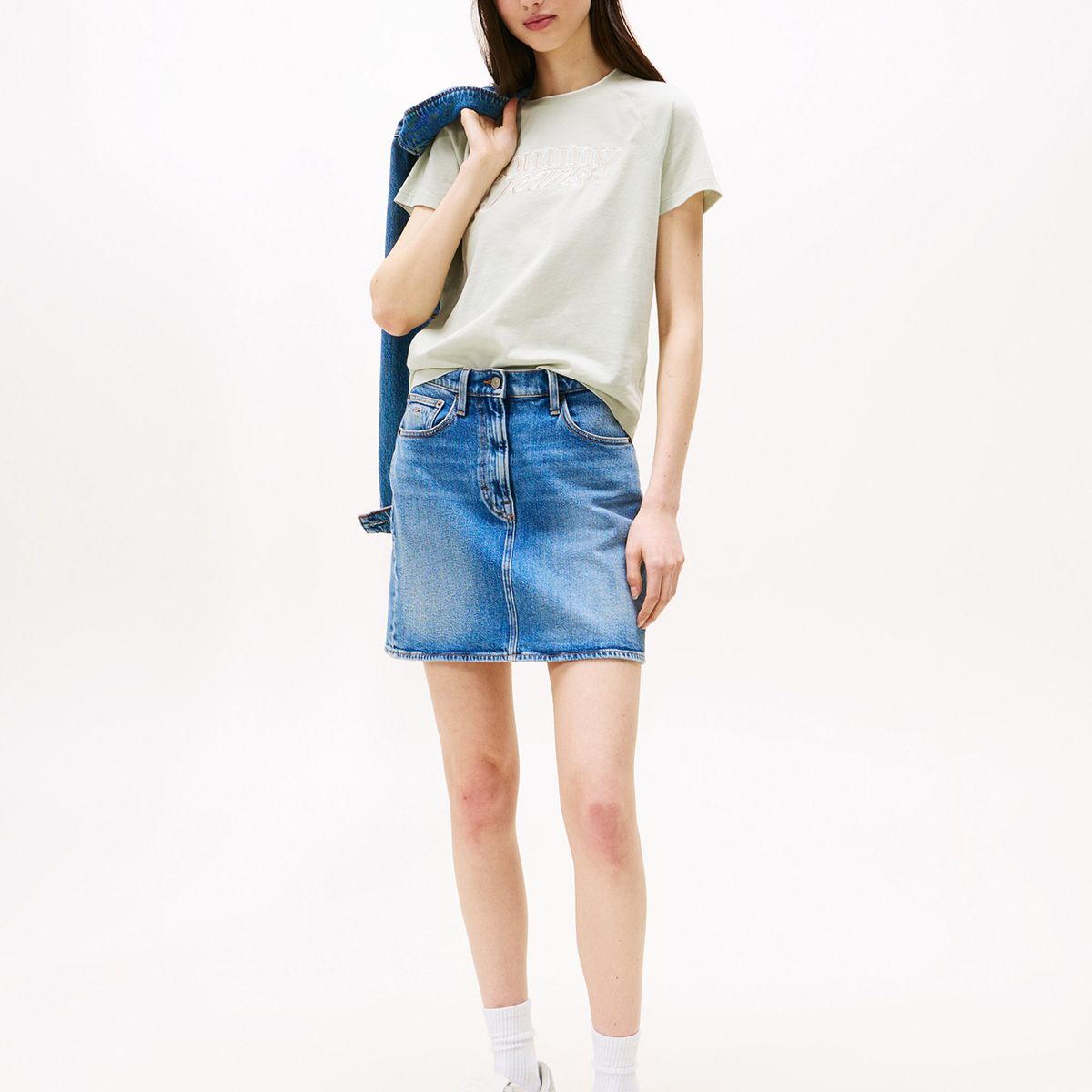 TOMMY HILFIGER - Polera Con Logo Script Regular Fit Verde Tommy Jeans