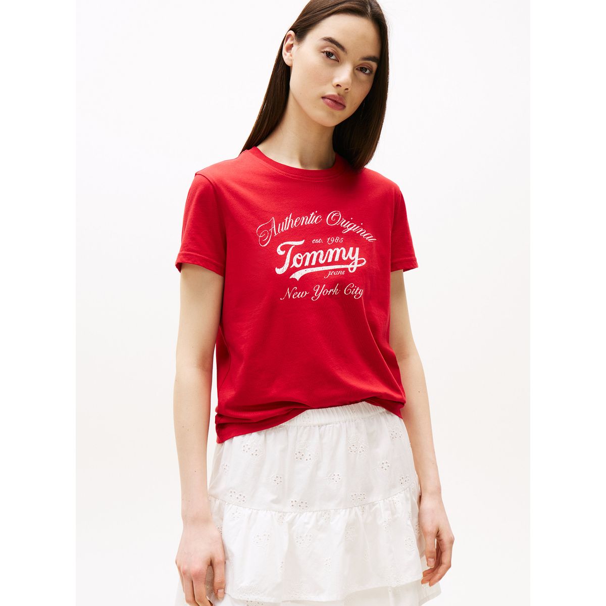 TOMMY HILFIGER - Polera Essential De Corte Regular Rojo Tommy Jeans