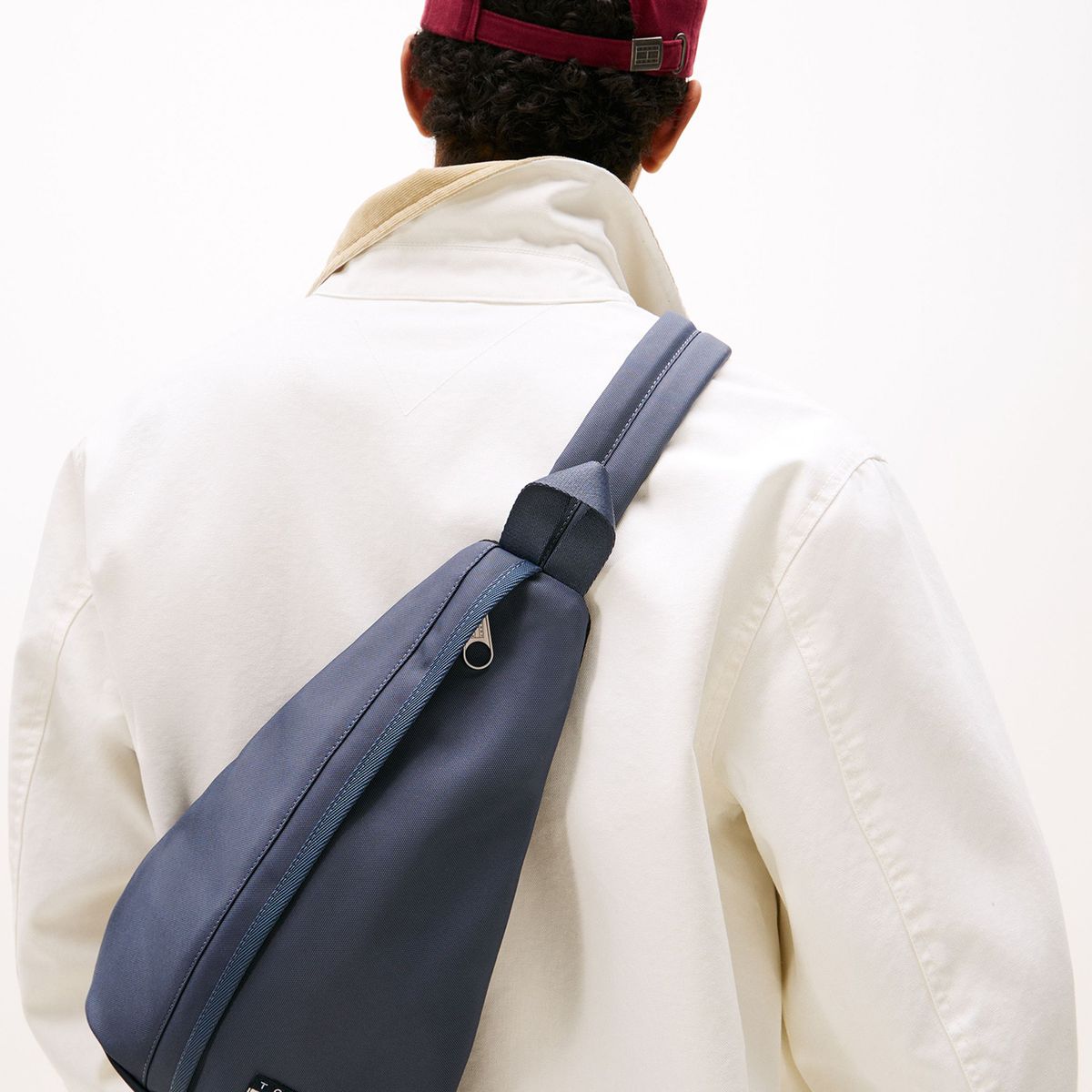 TOMMY HILFIGER - Bolso Daily Essential Con Logo Azul Tommy Jeans