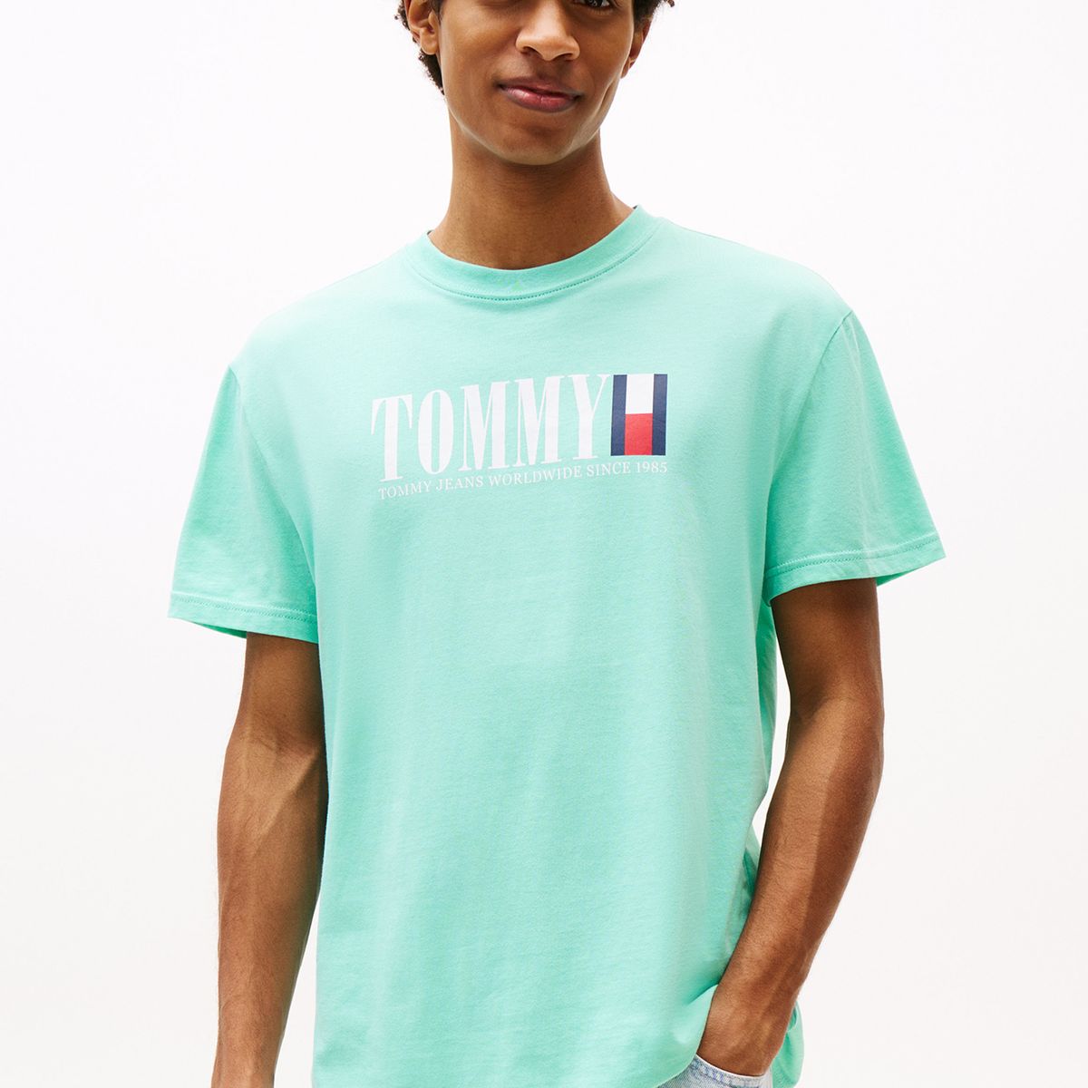 TOMMY HILFIGER - Polera C-Neck Con Logo Verde Tommy Jeans