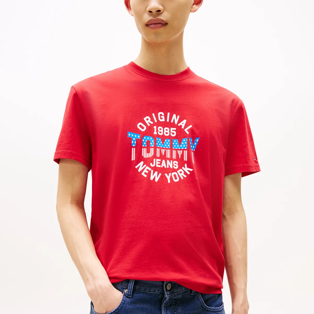 TOMMY HILFIGER - Polera Usa Circle Graphic Logo Rojo Tommy Jeans
