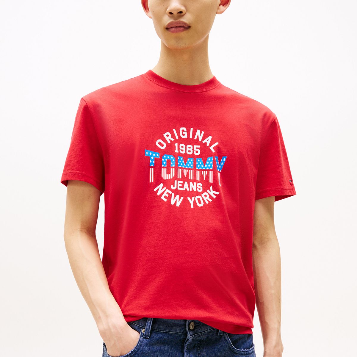 TOMMY HILFIGER - Polera Usa Circle Graphic Logo Rojo Tommy Jeans