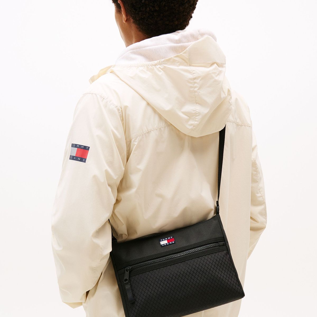 TOMMY HILFIGER - Bolso Archive Con Logo Negro Tommy Jeans