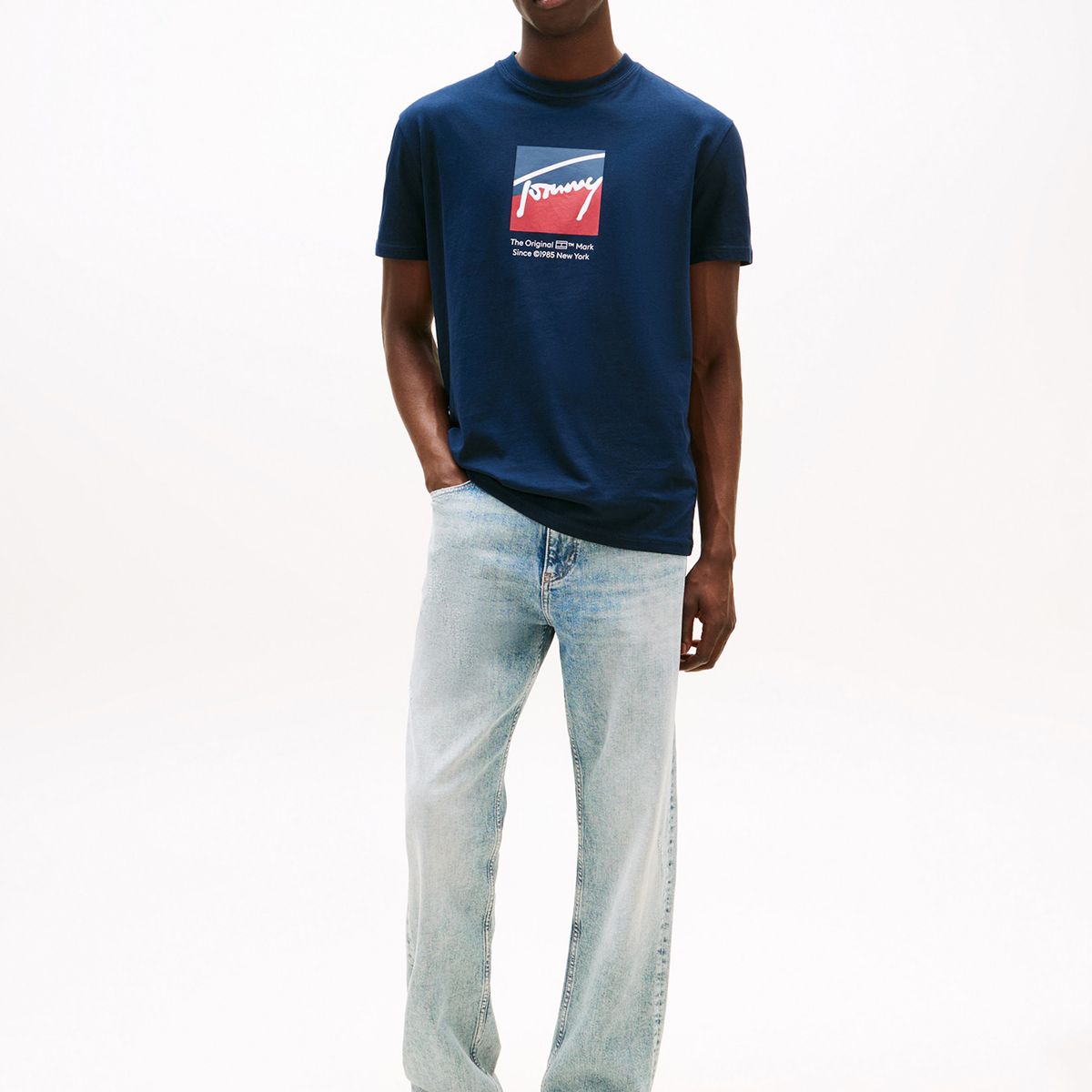 TOMMY HILFIGER - Polera Con Logo Distintivo Azul Tommy Jeans