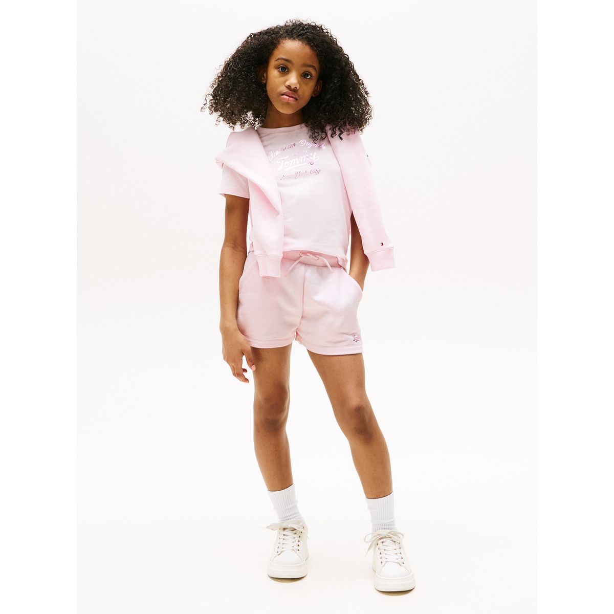TOMMY HILFIGER - Short Con Logo Script Rosado Tommy Hilfiger