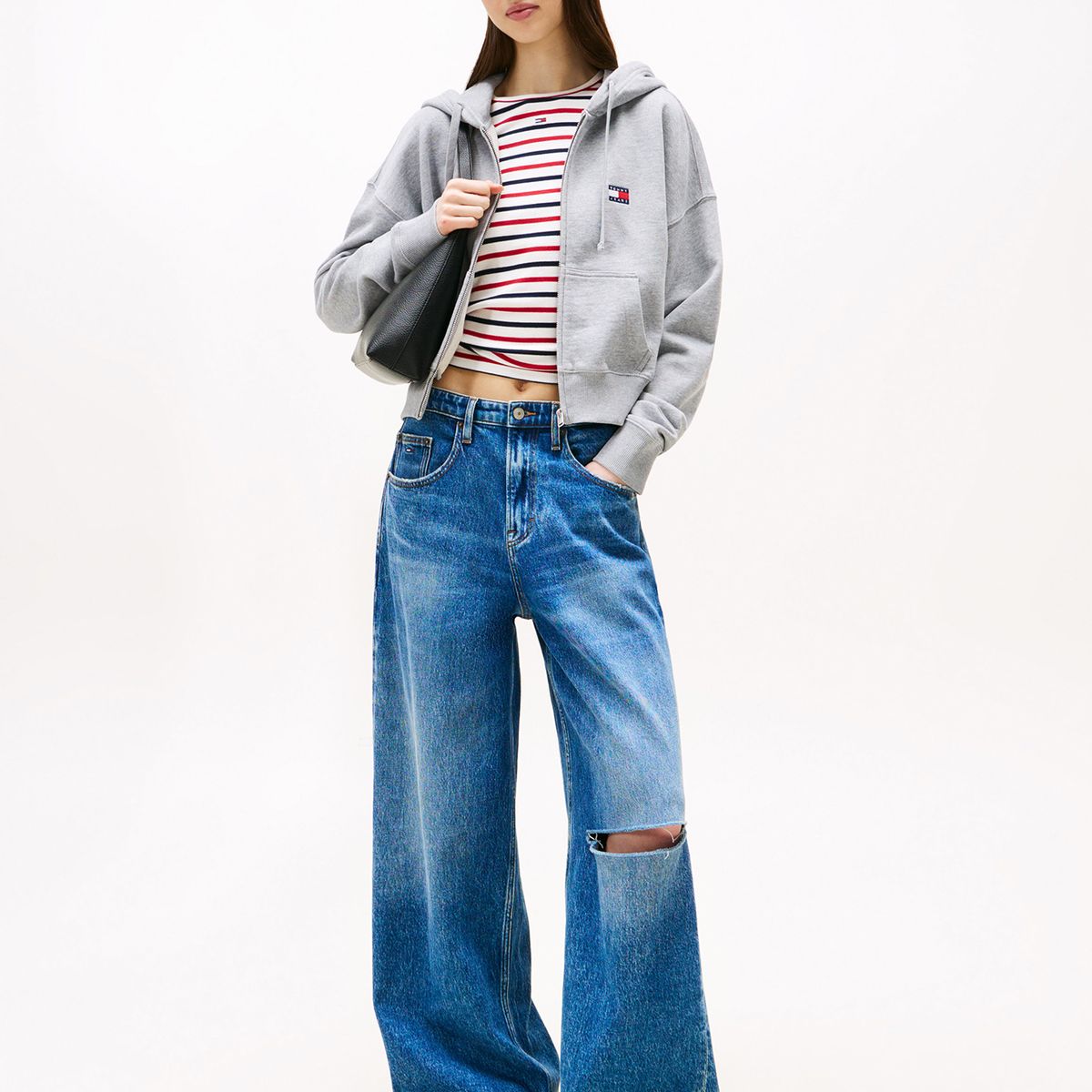 TOMMY HILFIGER - Polerón Hoodie Cropped Con Cierre Gris Tommy Jeans