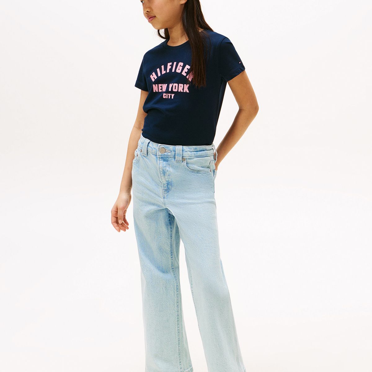 TOMMY HILFIGER - Polera Con Logo Nyc Curvo Azul Tommy Hilfiger