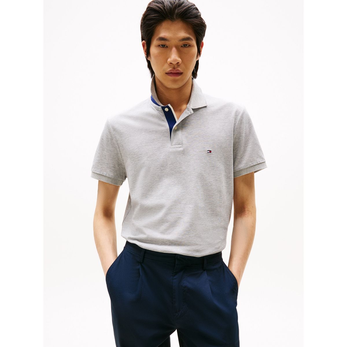 TOMMY HILFIGER - Polo Cuello A Contraste Con Logo Gris Tommy Hilfiger