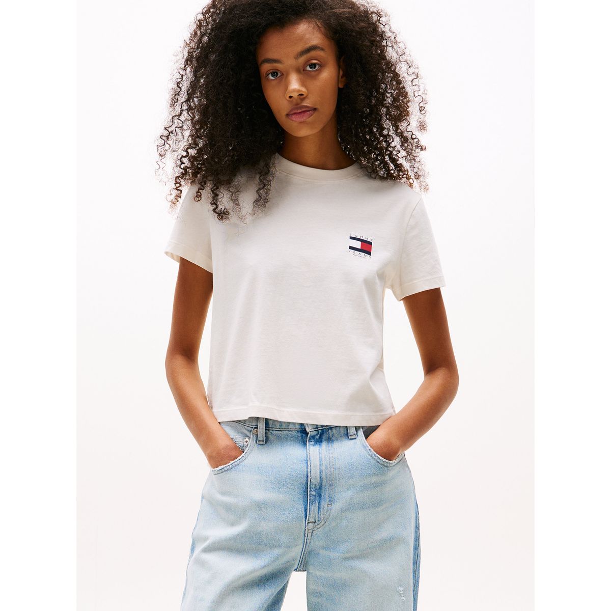 TOMMY HILFIGER - Polera Con Logo En La Parte Trasera Blanco Tommy Jeans