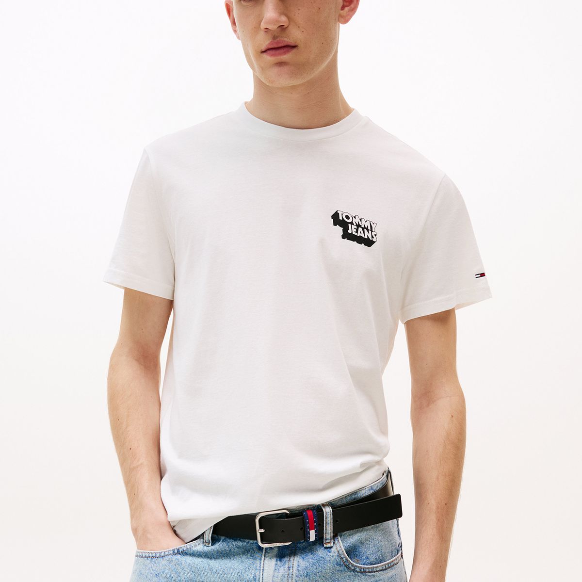 TOMMY HILFIGER - Polera Stack Logo Slim Fit Blanco Tommy Jeans