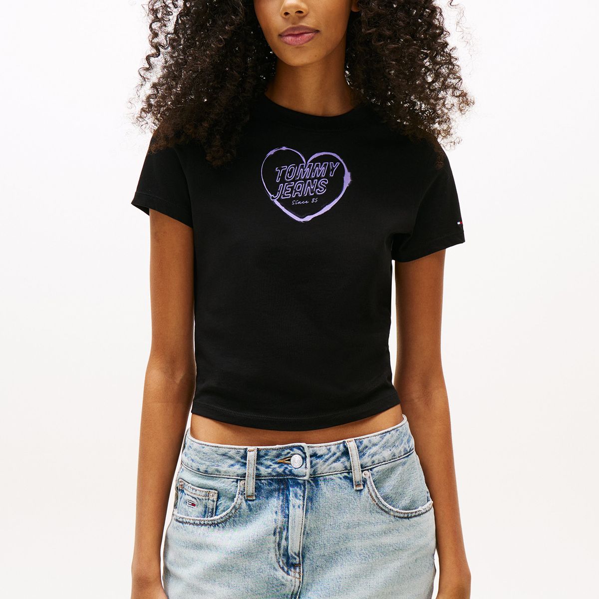 TOMMY HILFIGER - Polera Heart Logo Slim Fit Negro Tommy Jeans