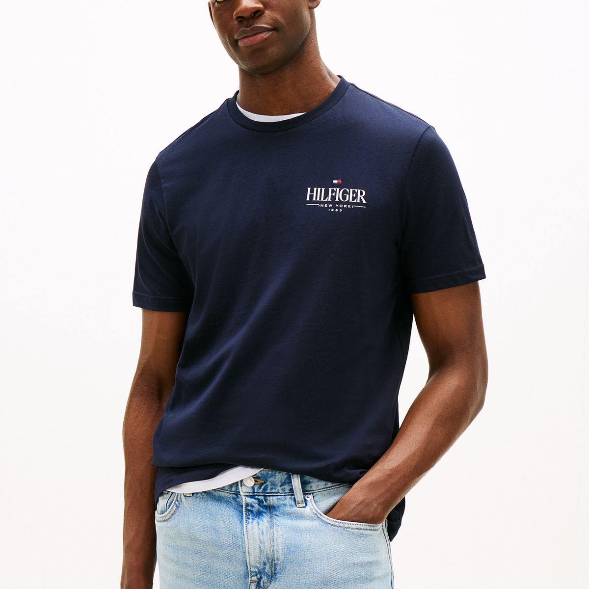 TOMMY HILFIGER - Polera Hilfiger Stack Logo Azul Tommy Hilfiger