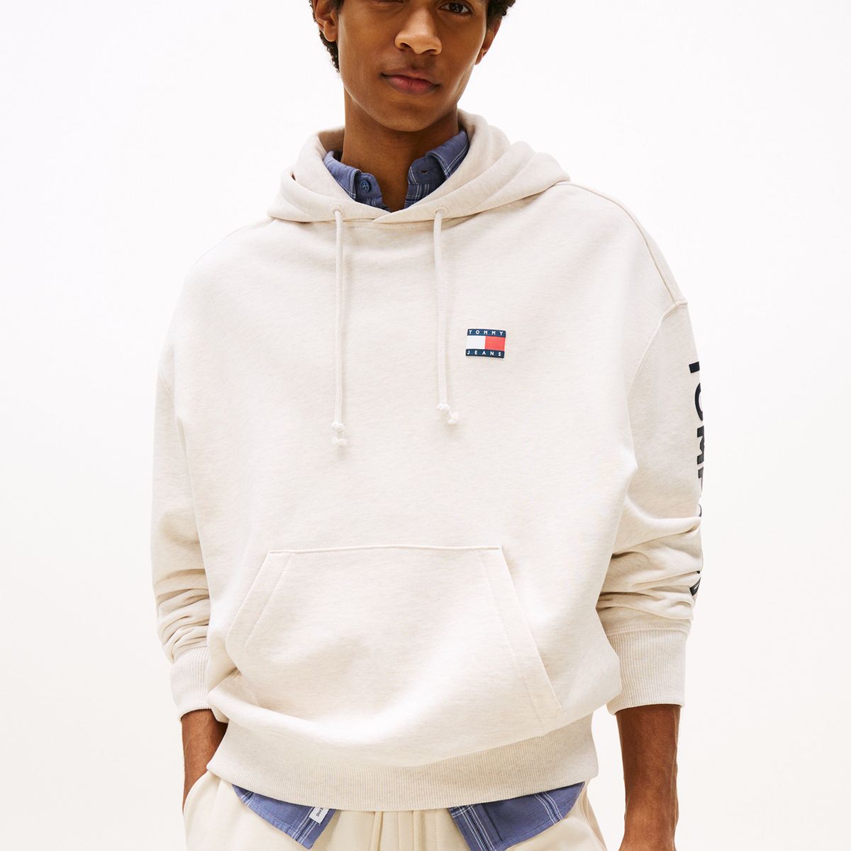 TOMMY HILFIGER - Polerón Hoodie Cropped Con Logo Blanco Tommy Jeans