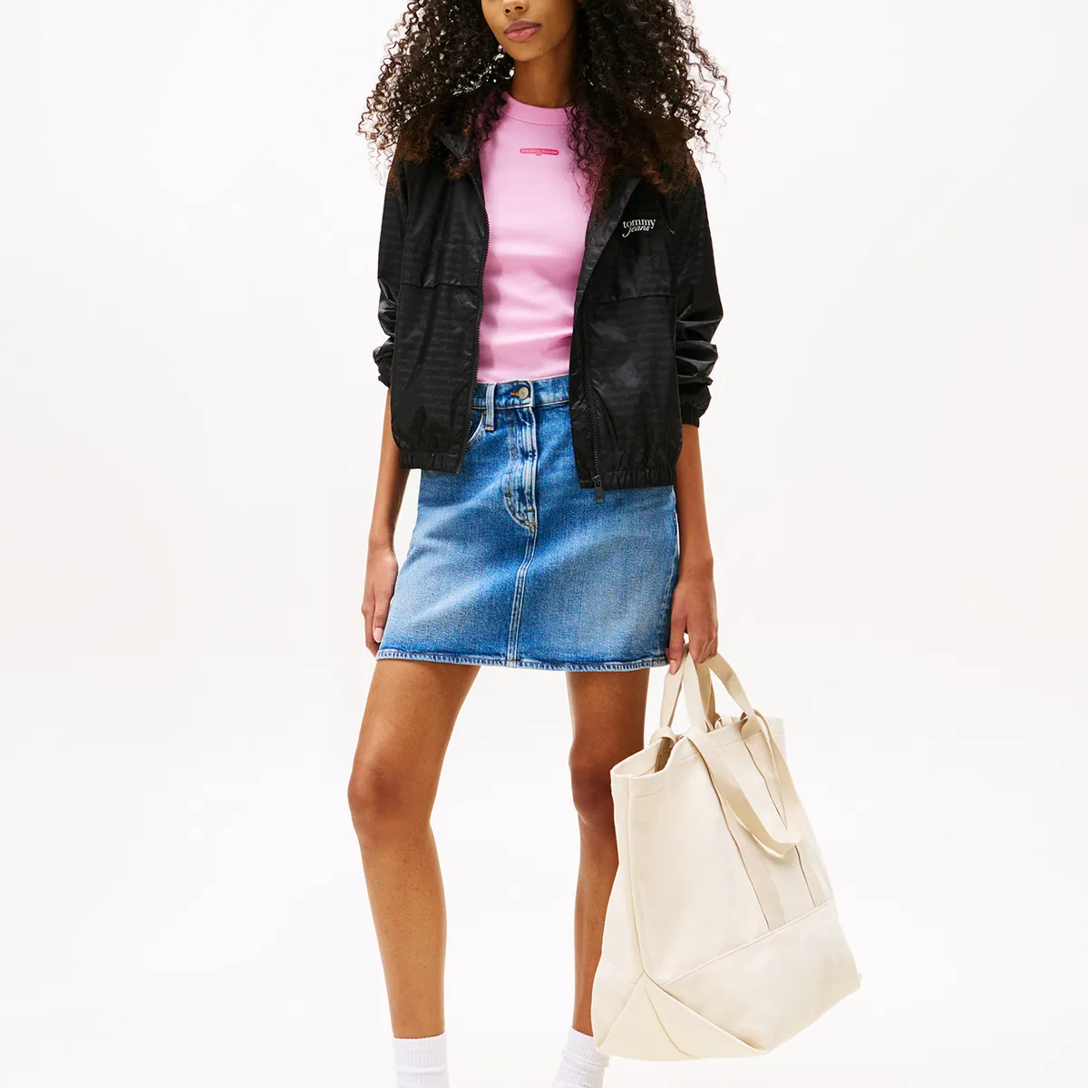 TOMMY HILFIGER - Cortavientos Jacquard Repelente Al Agua Negro Tommy Jeans