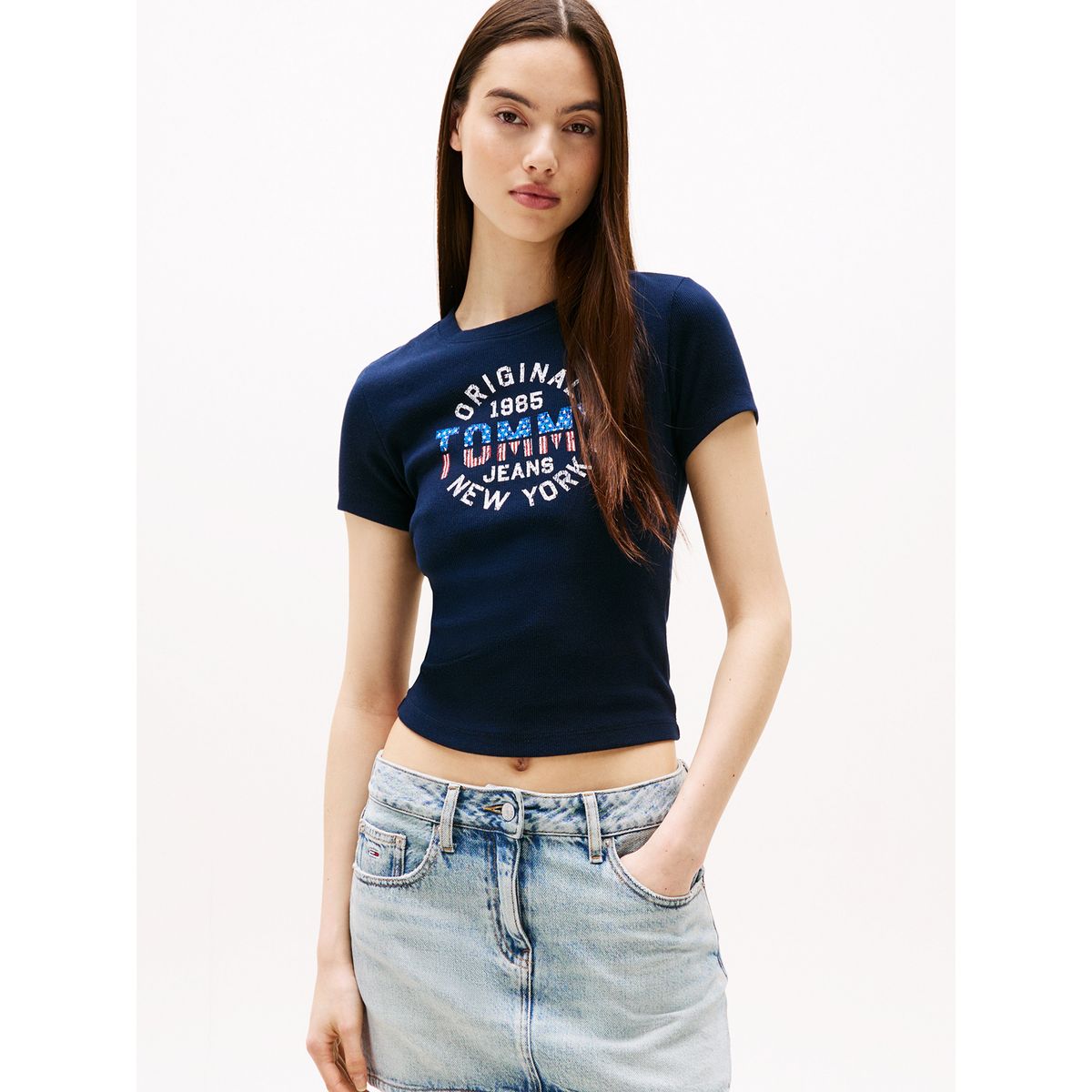 TOMMY HILFIGER - Polera Acanalada Con Logo New York Azul Tommy Jeans