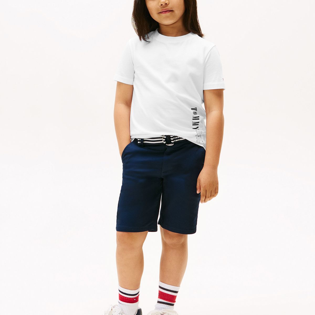 TOMMY HILFIGER - Polera Con Logo Gráfico Blanco Tommy Hilfiger