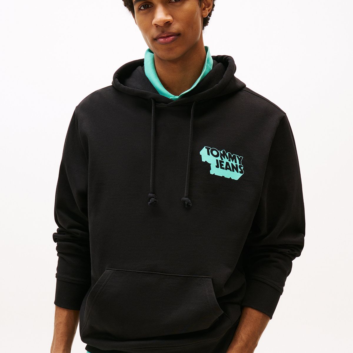 TOMMY HILFIGER - Polerón Hoodie Logo Gráfico Negro Tommy Jeans